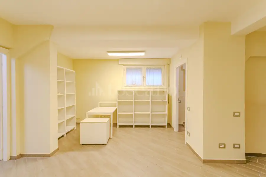 Ufficio in vendita di 70 mq a €275.000 (rif. 24/2026)