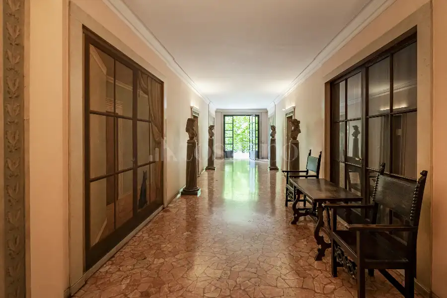 Casa in vendita di 85 mq a €1.550.000 (rif. 52/2026)