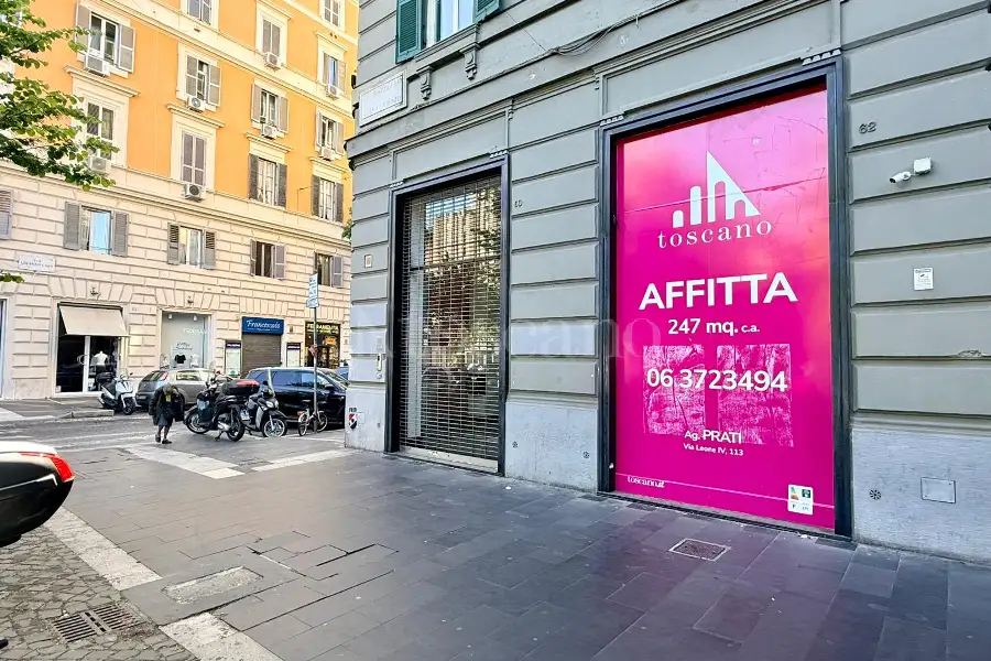 Negozio in affitto di 247 mq a €16.000 (rif. 15/2025)