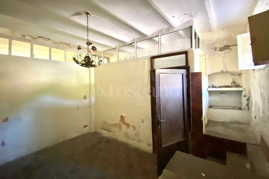 Casa Indipendente in vendita di 192 mq a €87.000 (rif. 44/2023)