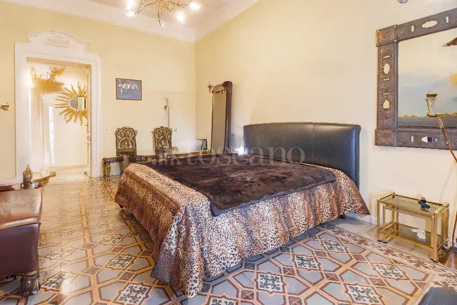 Casa in vendita di 340 mq a €790.000 (rif. 9/2025)