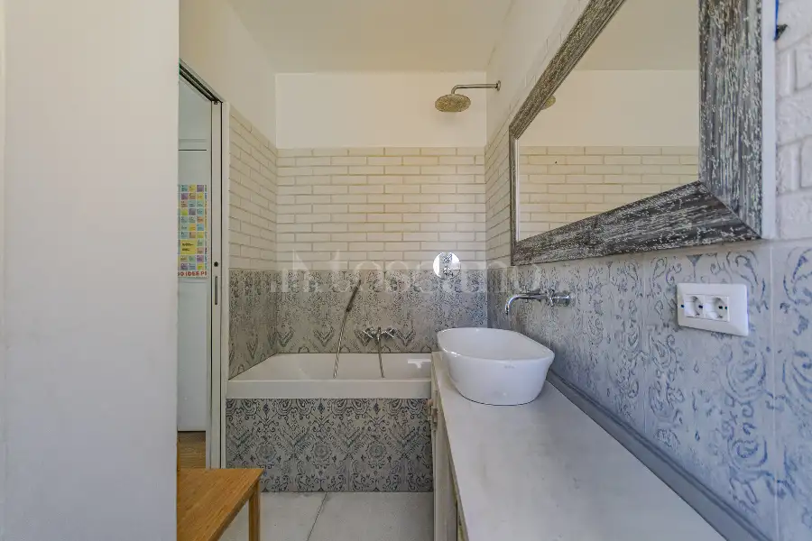 Casa in vendita di 81 mq a €839.000 (rif. 21/2026)