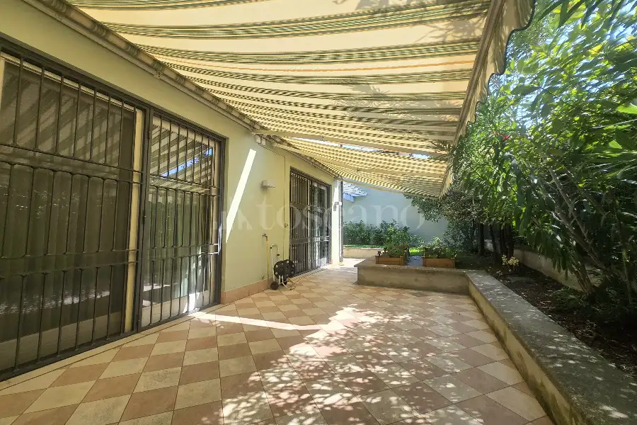 Villa in vendita di 250 mq a €710.000 (rif. 54/2026)