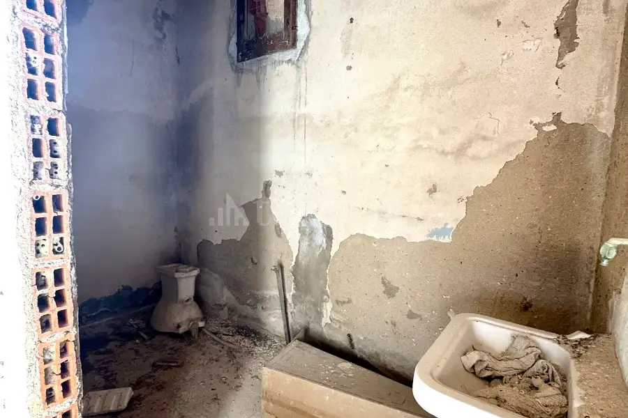 Casa Indipendente in vendita di 130 mq a €75.000 (rif. 93/2026)
