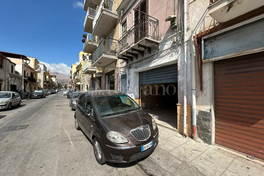 Negozio in vendita di 56 mq a €49.000 (rif. 22/2026)