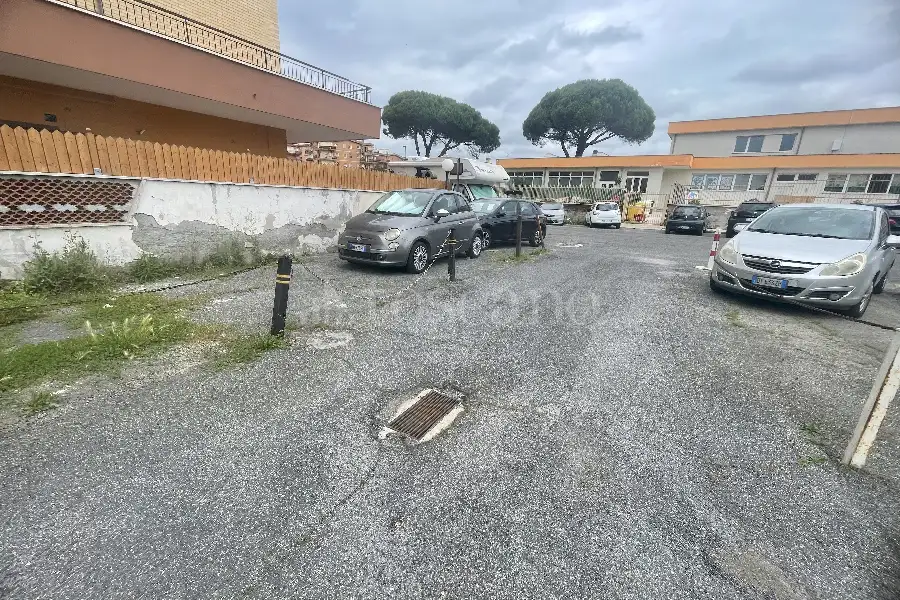 Posto Auto in vendita di 13 mq a €10.000 (rif. 21/2026)