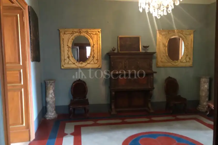 Casa in vendita di 310 mq a €225.000 (rif. 99/2023)