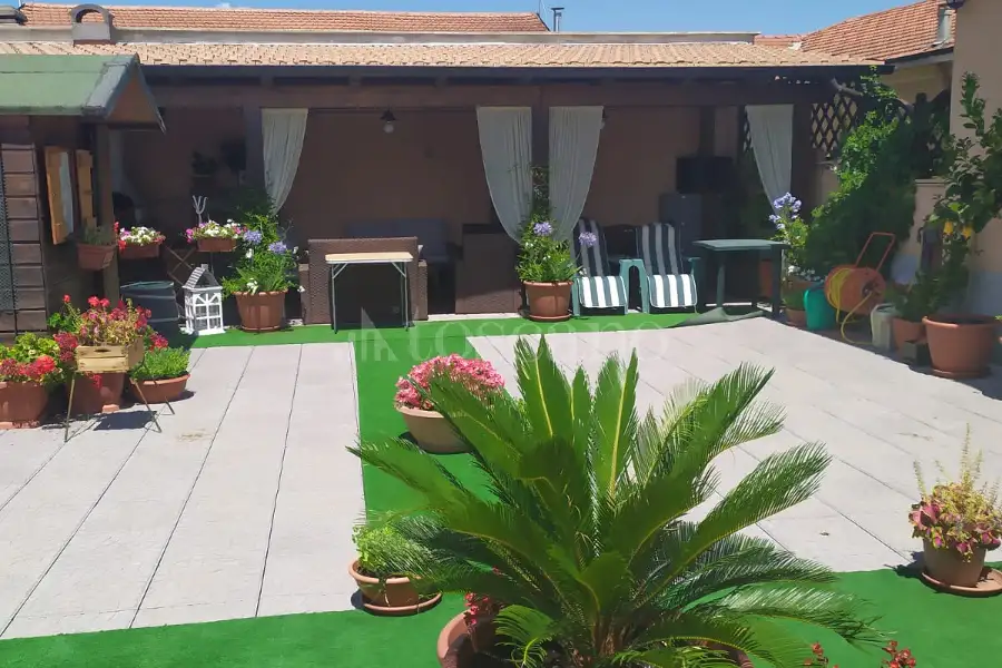 Casa in vendita di 230 mq a €450.000 (rif. 49/2026)