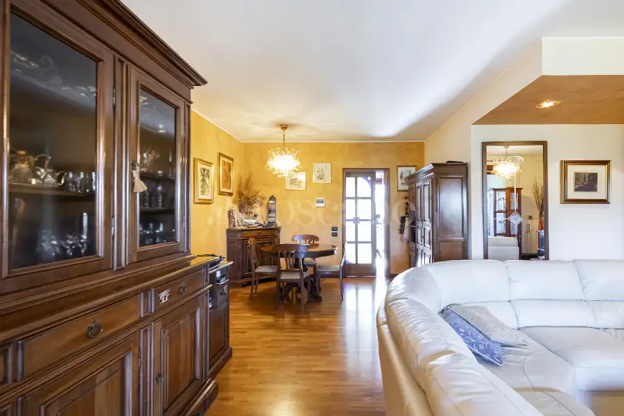 Casa in vendita di 165 mq a €795.000 (rif. 49/2025)