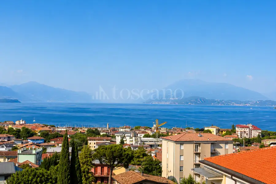 Casa in vendita di 75 mq a €295.000 (rif. 32/2026)