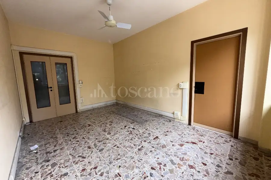 Ufficio in affitto di 80 mq a €1.300 (rif. 31/2026)