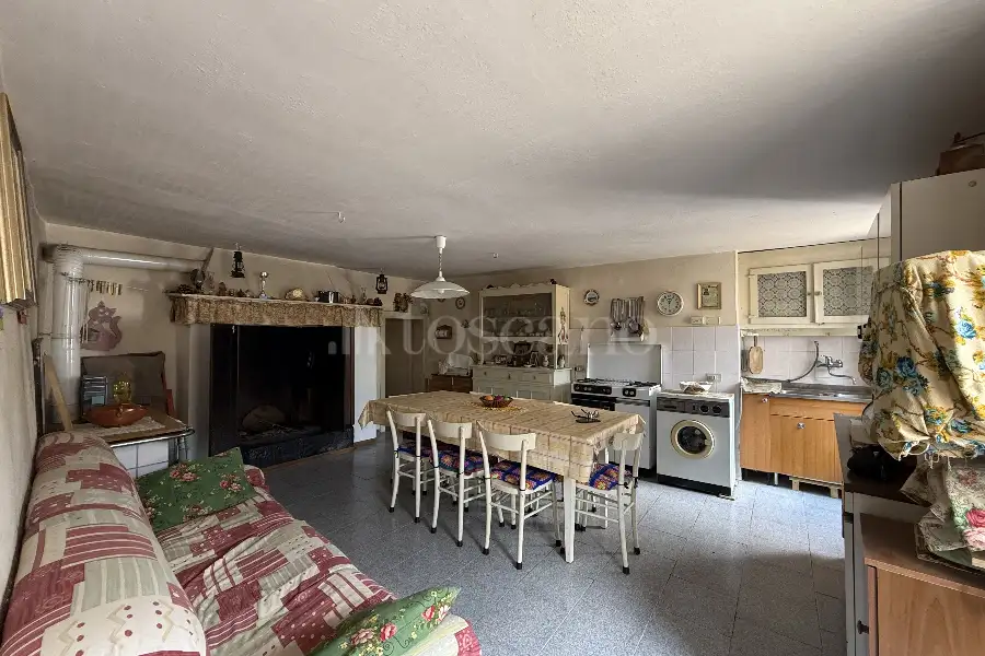 Casa Indipendente in vendita di 160 mq a €49.000 (rif. 19/2025)