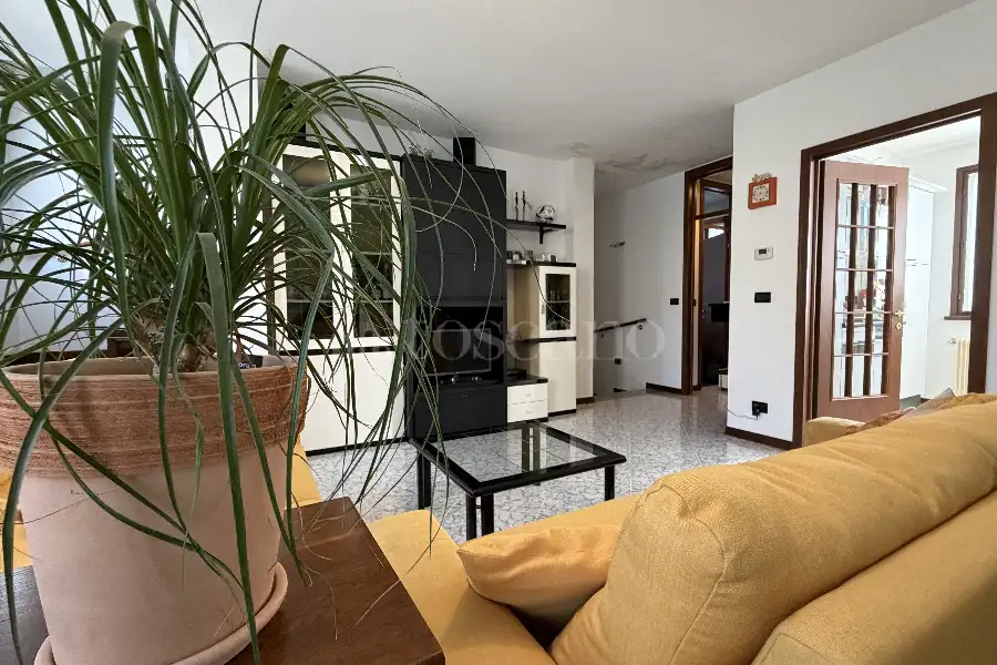 Villino a Schiera in vendita di 161 mq a €175.000 (rif. 19/2026)