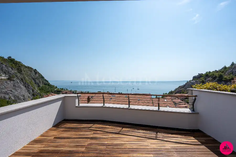 Casa in vendita di 140 mq a €1.200.000 (rif. 149/2026)
