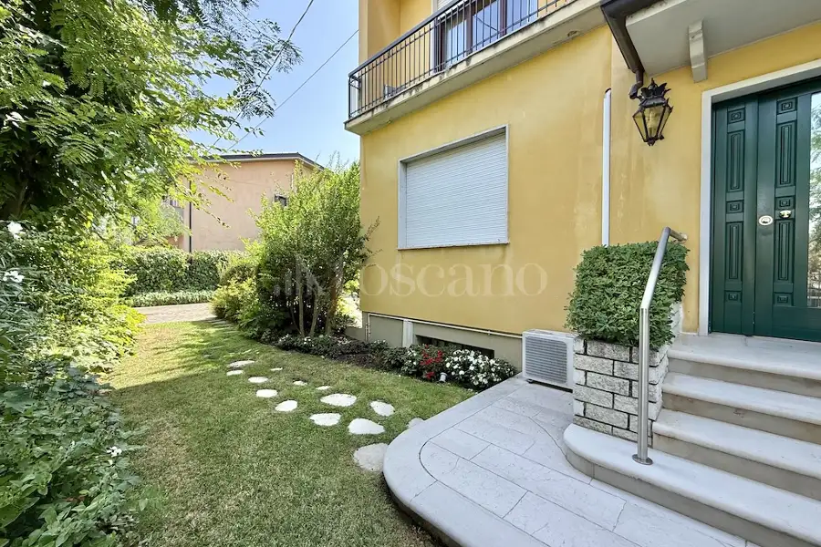 Casa Indipendente in vendita di 200 mq a €490.000 (rif. 31/2026)