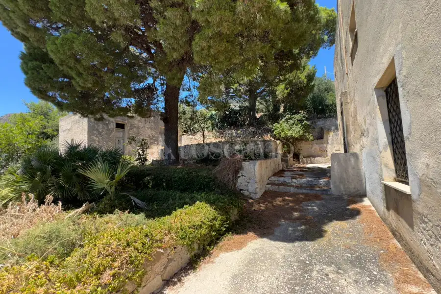 Villa in vendita di 193 mq a €210.000 (rif. 51/2025)