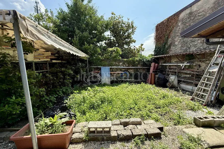 Casa Indipendente in vendita di 280 mq a €348.000 (rif. 19/2025)
