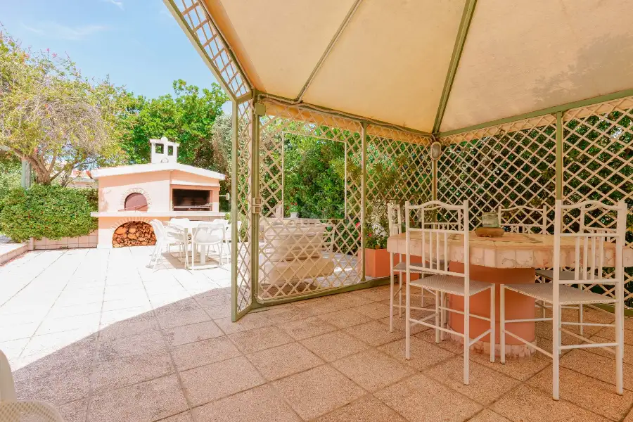 Villa in vendita di 500 mq a €990.000 (rif. 100/2025)