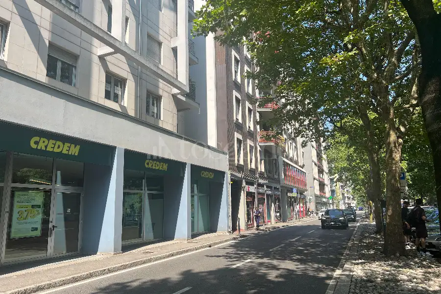 Negozio in affitto di 30 mq a €850 (rif. 17/2026)