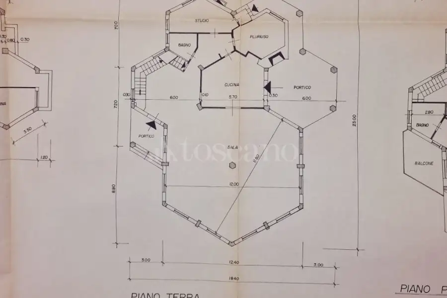 Villa in vendita di 392 mq trattativa riservata (rif. 98/2025)