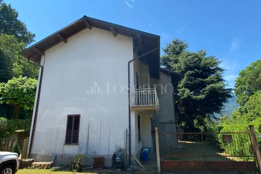 Casa Indipendente in vendita di 220 mq a €245.000 (rif. 60/2026)