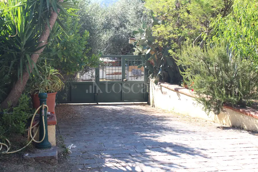 Villino a Schiera in vendita di 150 mq a €155.000 (rif. 2/2025)