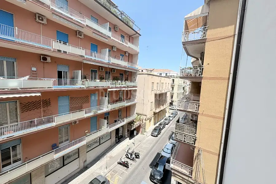 Ufficio in affitto di 35 mq a €500 (rif. 44/2026)