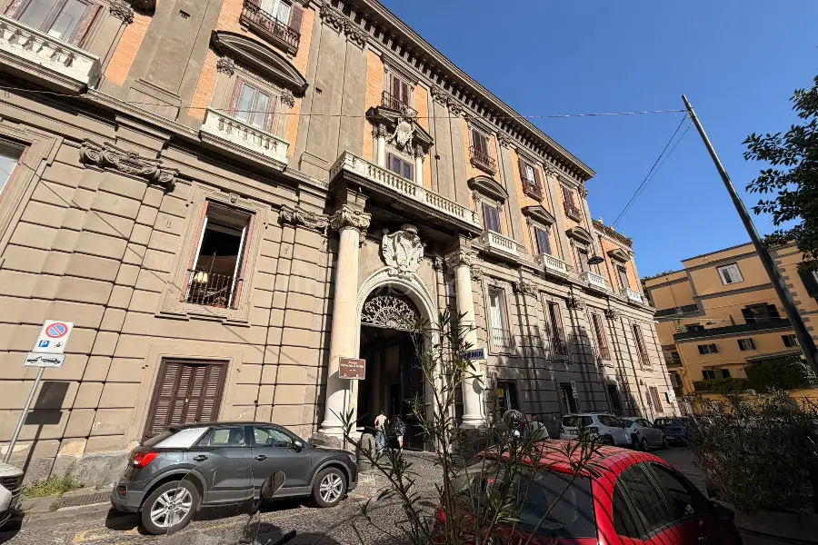Negozio in vendita di 60 mq a €595.000 (rif. 34/2026)