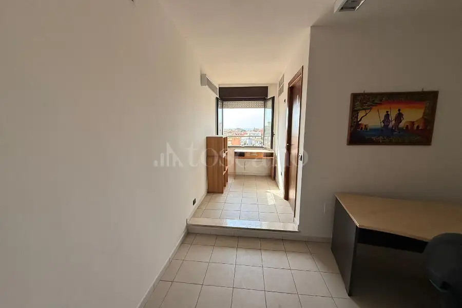 Ufficio in vendita di 120 mq a €235.000 (rif. 50/2026)