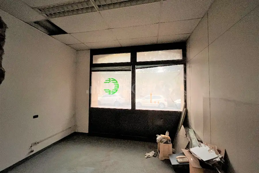 Magazzino in vendita di 820 mq a €620.000 (rif. 25/2026)