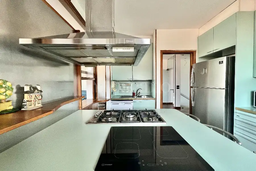 Villa Bifamiliare in vendita di 315 mq a €1.200.000 (rif. 7/2026)