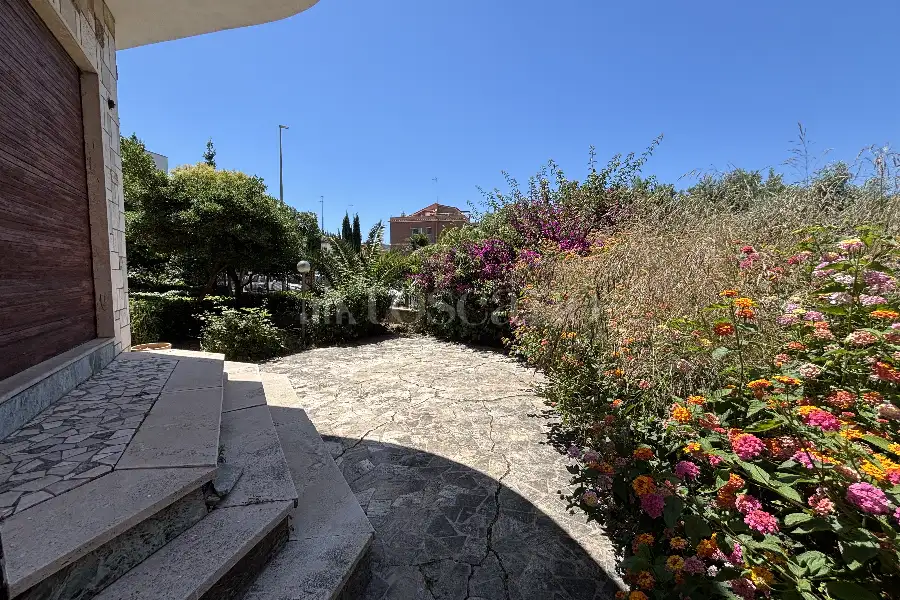 Villa in vendita di 150 mq trattativa riservata (rif. 23/2026)