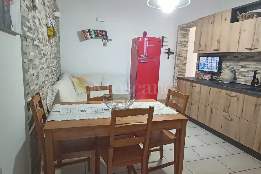 Casa Indipendente in vendita di 82 mq a €78.000 (rif. 10/2026)