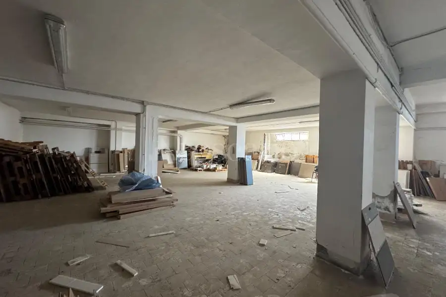 Garage in vendita di 209 mq a €69.000 (rif. 52/2026)