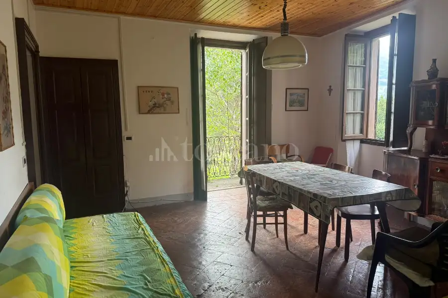 Casa Indipendente in vendita di 155 mq a €95.000 (rif. 25/2026)