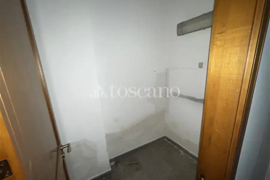 Negozio in vendita di 318 mq a €470.000 (rif. 30/2025)