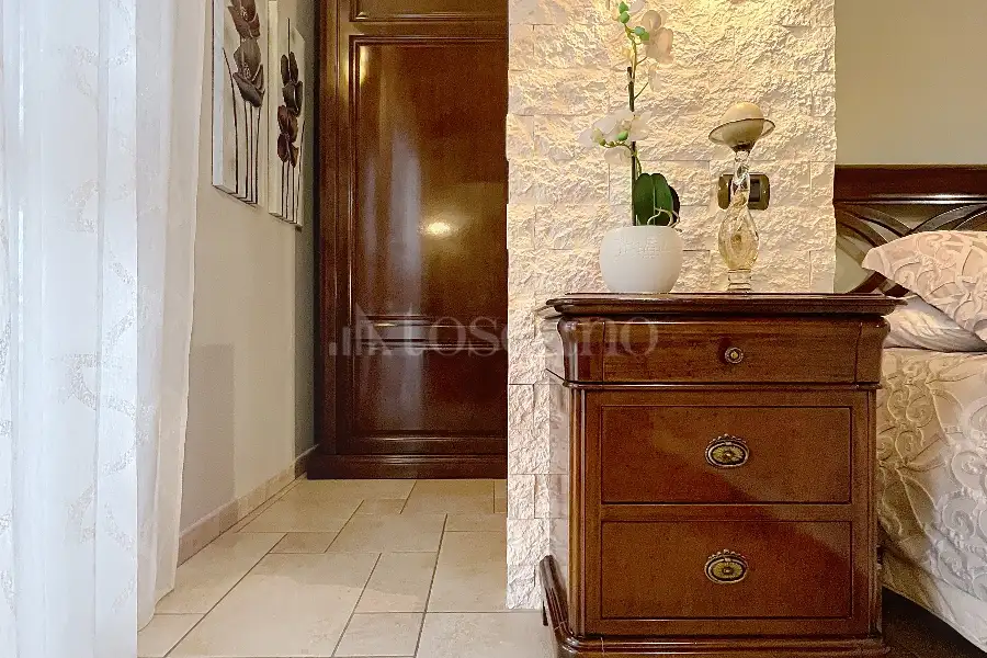 Villa Plurifamiliare in vendita di 480 mq a €680.000 (rif. 2/2026)