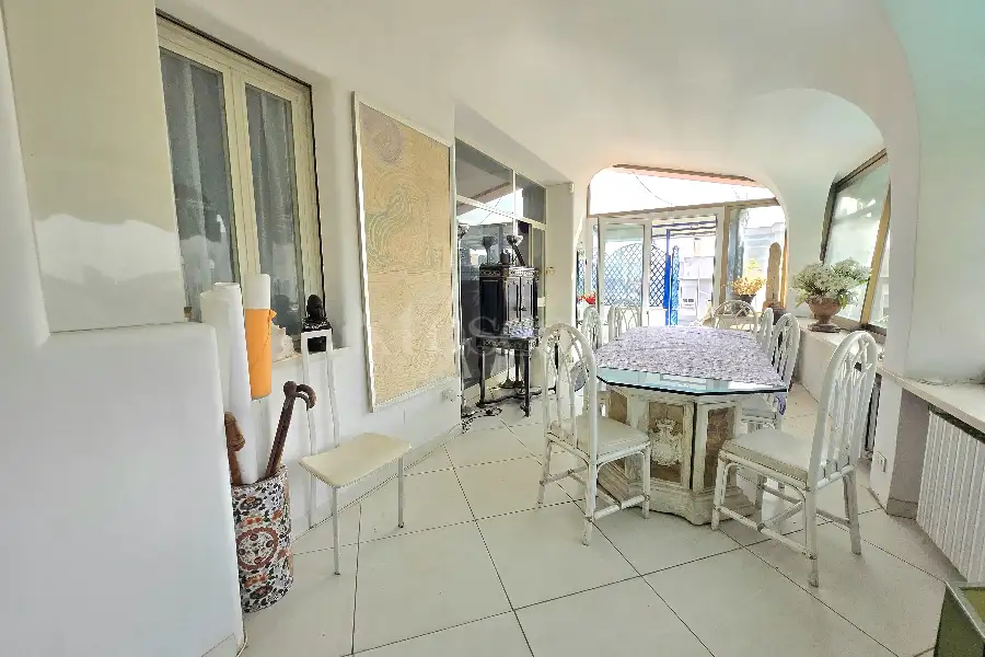 Villa in vendita di 310 mq a €550.000 (rif. 14/2026)