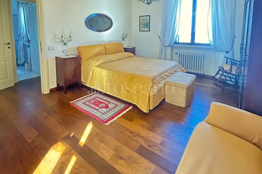 Villa in vendita di 480 mq a €880.000 (rif. 4/2026)
