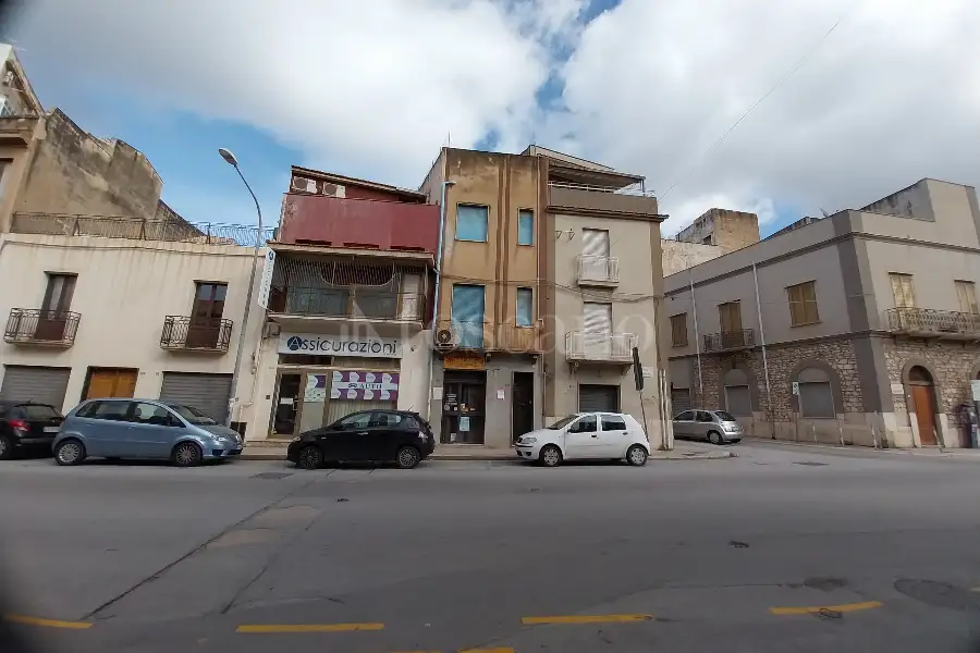 Negozio in vendita di 240 mq a €65.000 (rif. 13/2025)