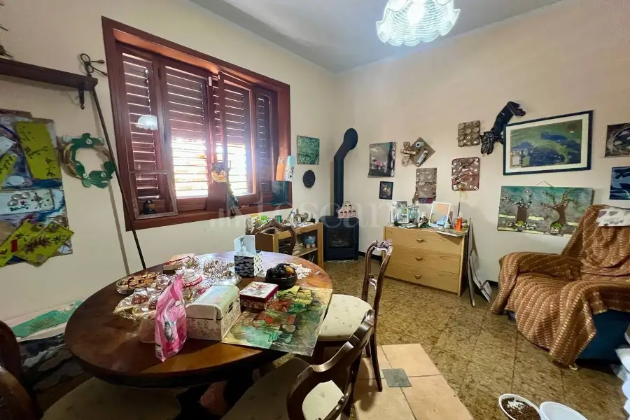 Villa in vendita di 667 mq a €548.000 (rif. 28/2025)