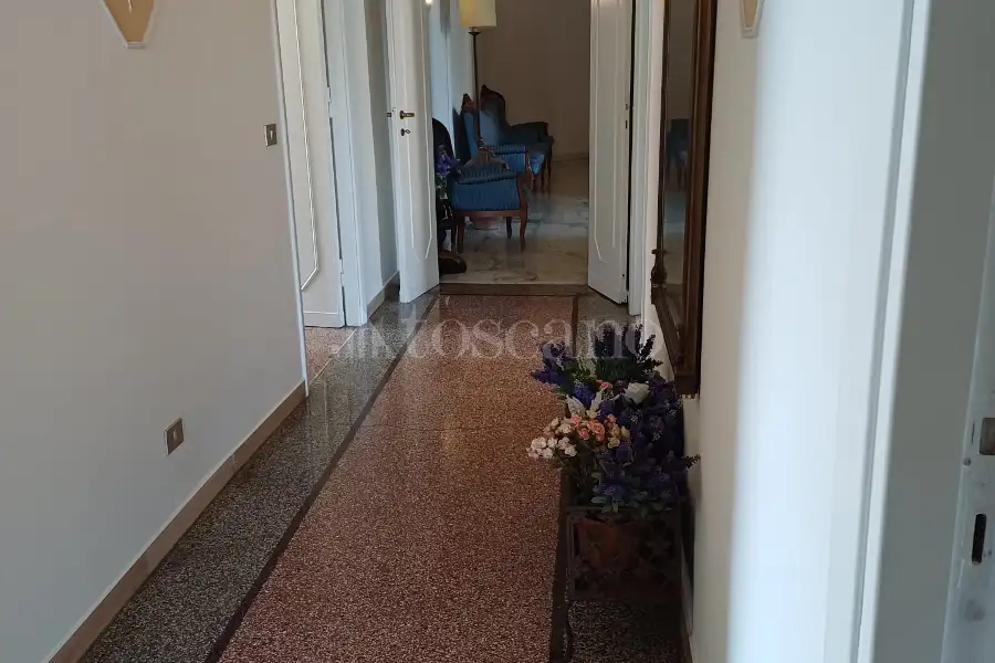 Casa in affitto di 175 mq a €3.300 (rif. 27/2026)