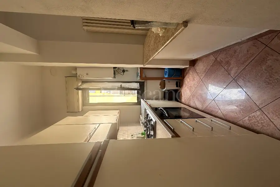 Casa in affitto di 30 mq a €950 (rif. 10/2026)