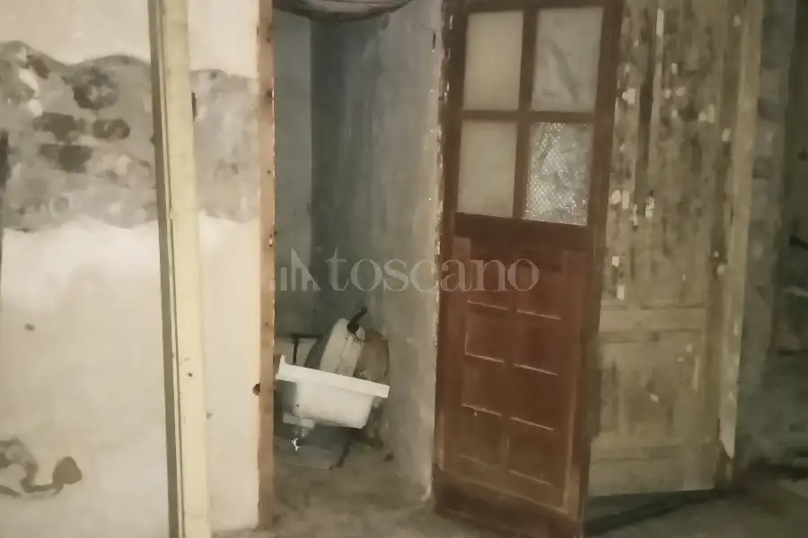 Casa Indipendente in vendita di 189 mq a €160.000 (rif. 32/2026)