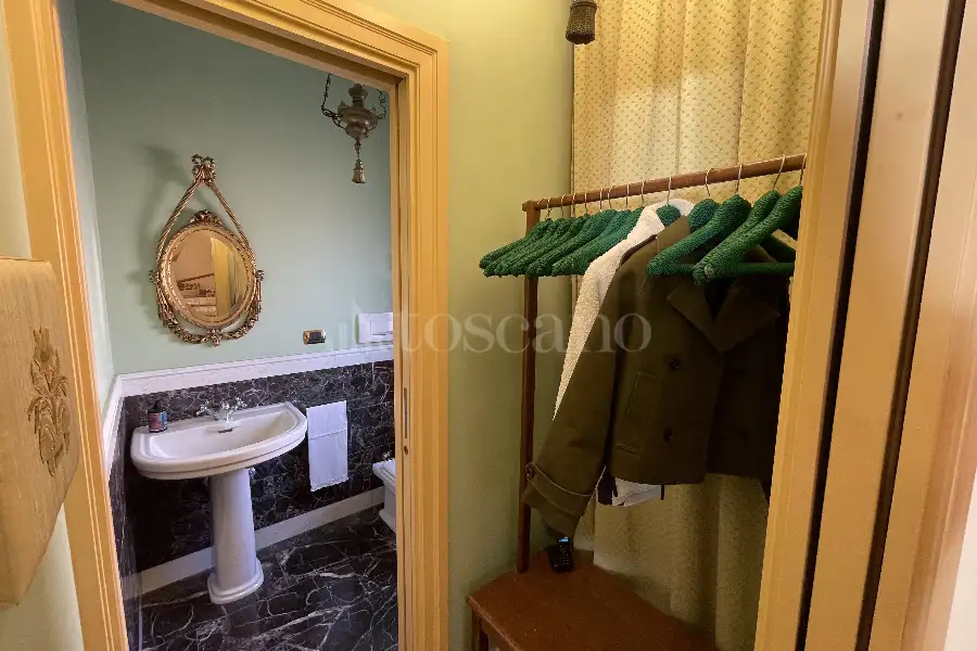 Villa in vendita di 500 mq a €1.500.000 (rif. 45/2025)