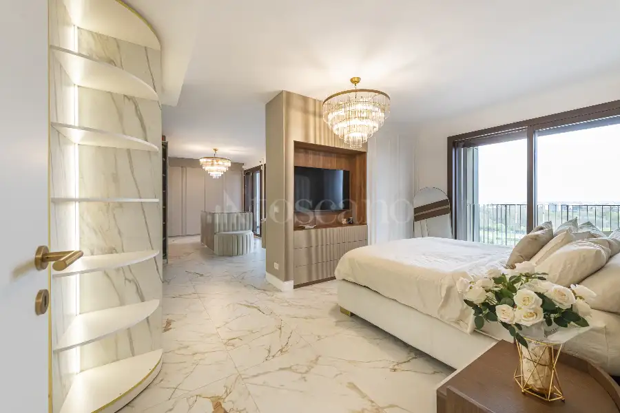 Attico in vendita di 200 mq a €1.750.000 (rif. 32/2026)