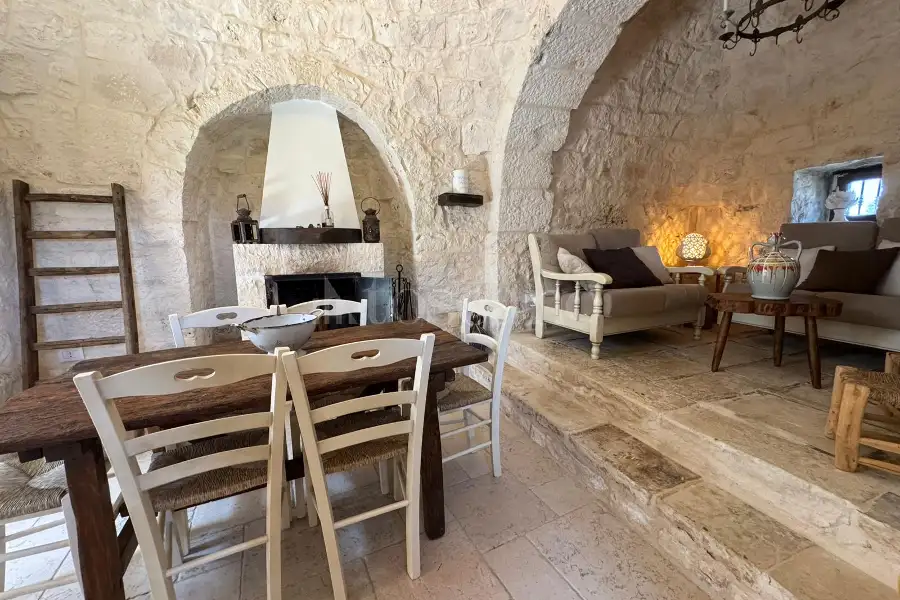 Villa in vendita di 220 mq a €849.000 (rif. 7/2026)