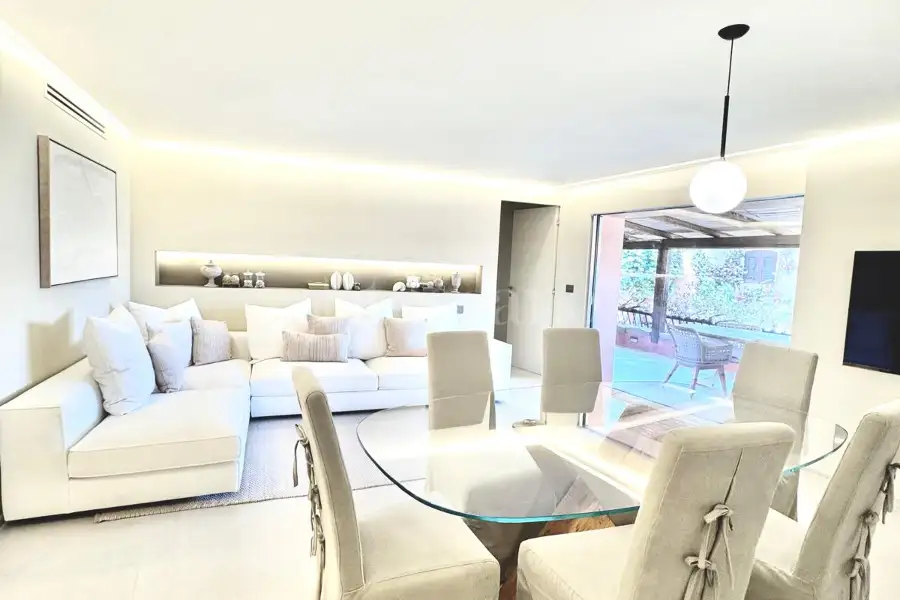 Casa in vendita di 116 mq a €2.200.000 (rif. 21/2025)
