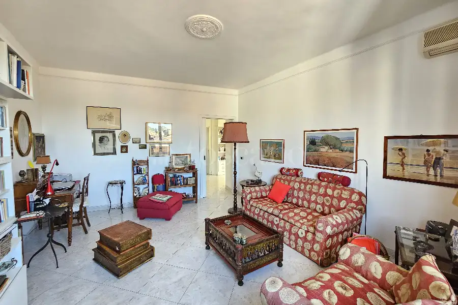 Casa in vendita di 110 mq a €590.000 (rif. 35/2026)