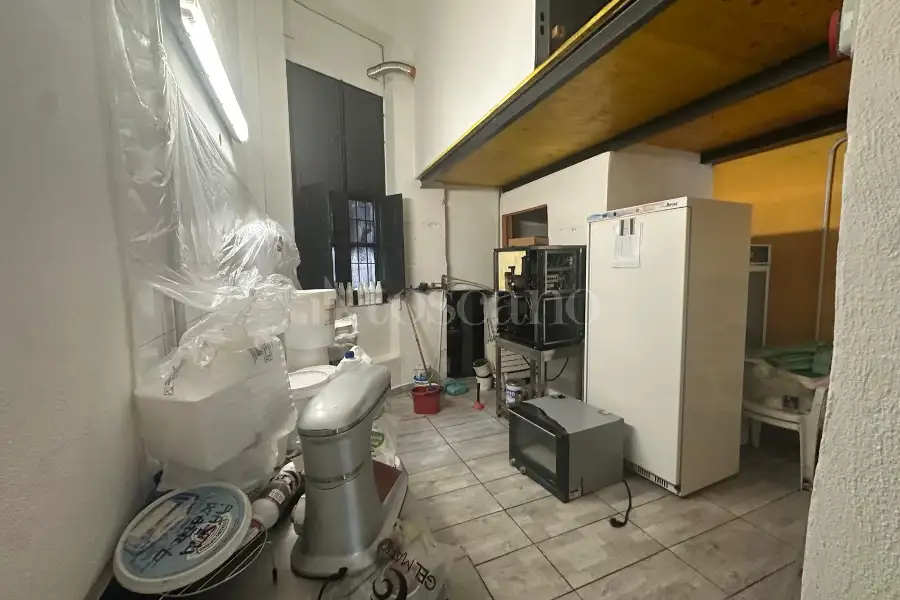 Negozio in affitto di 38 mq a €750 (rif. 53/2026)
